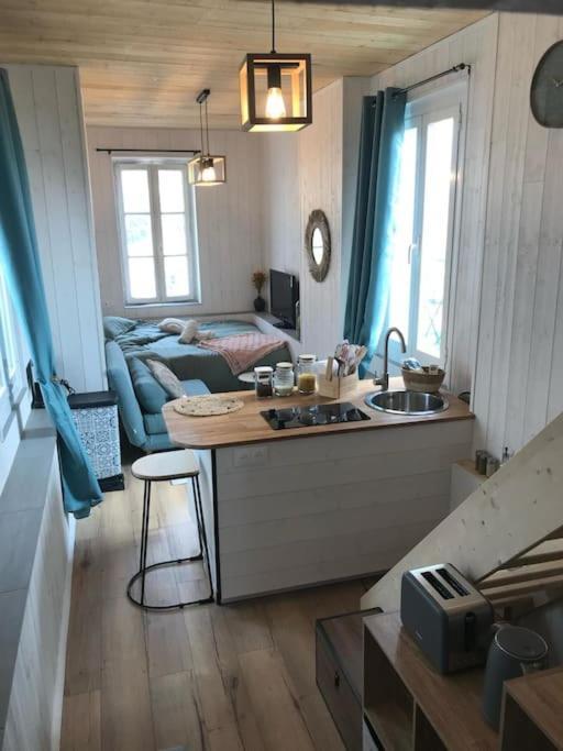 Lumineux Studio Sous Les Toits De Ментона Екстериор снимка